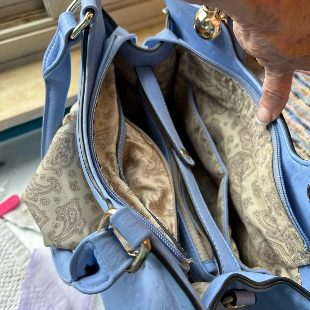 NWOT Simply Nicole clutch or shoulder bag. - Picture 7 of 8